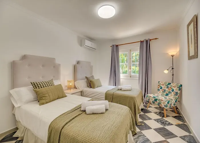 Puerto Banus Dreamed Monelos Marbella