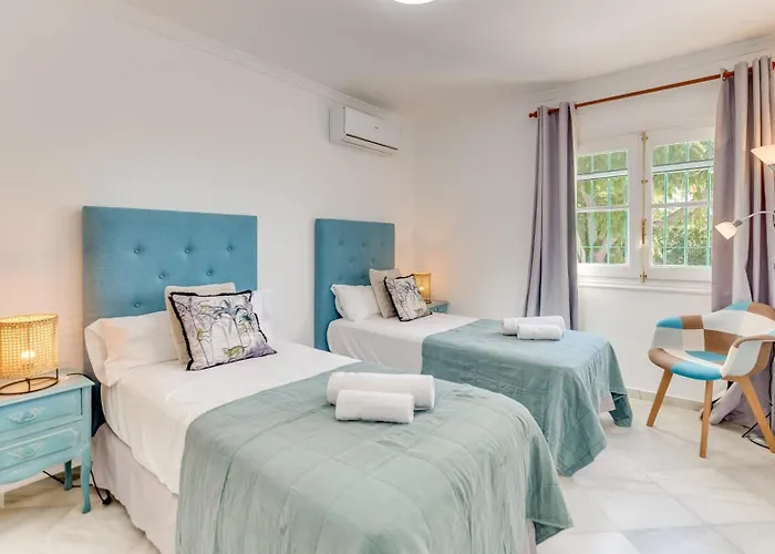 Puerto Banus Dreamed Monelos Holiday home *